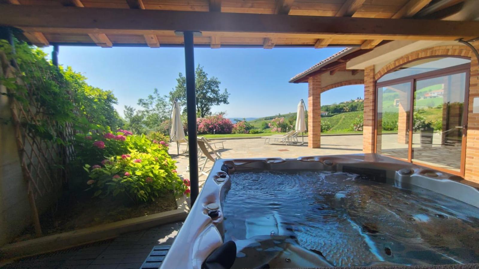 디아노 달바 Casa Castella - Adults Only - Langhe 빌라 외부 사진